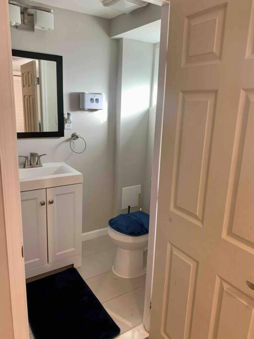Block From Metro Free Street Parking! Apartment Washington Bagian luar foto