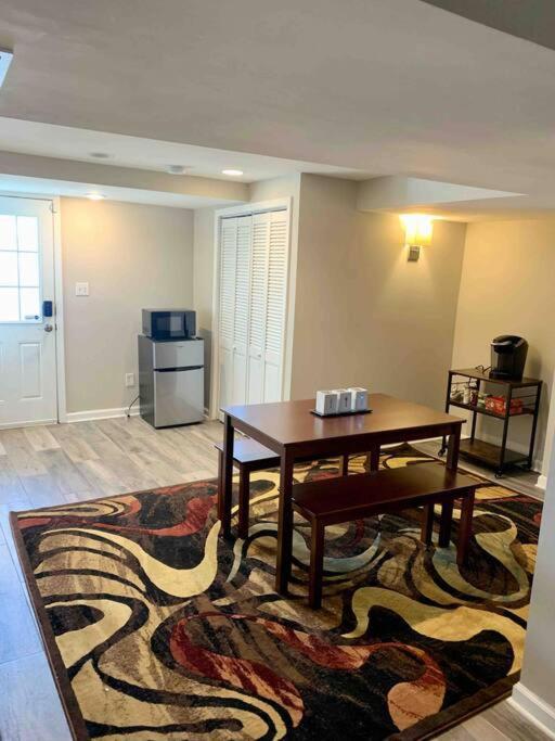 Block From Metro Free Street Parking! Apartment Washington Bagian luar foto